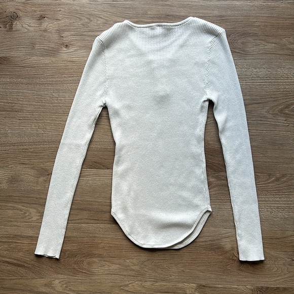 FITTED KNIT TOP - Picture 2 of 2